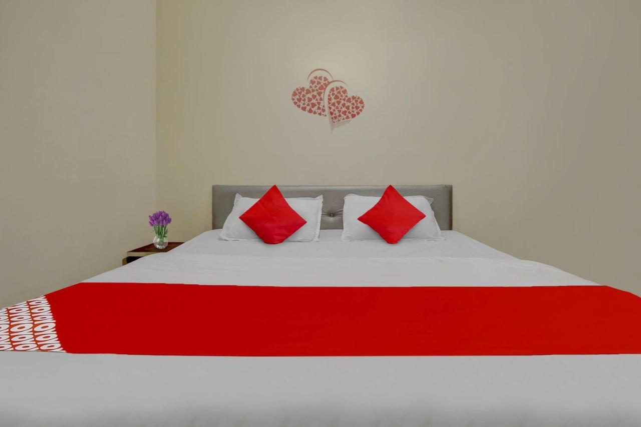 Oyo Flagship The Chirag Resort Bhandāra Exteriör bild