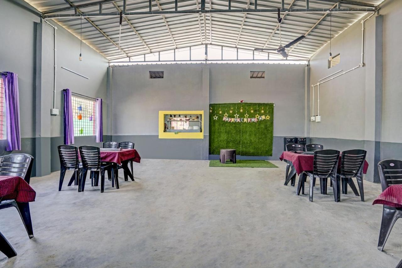Oyo Flagship The Chirag Resort Bhandāra Exteriör bild